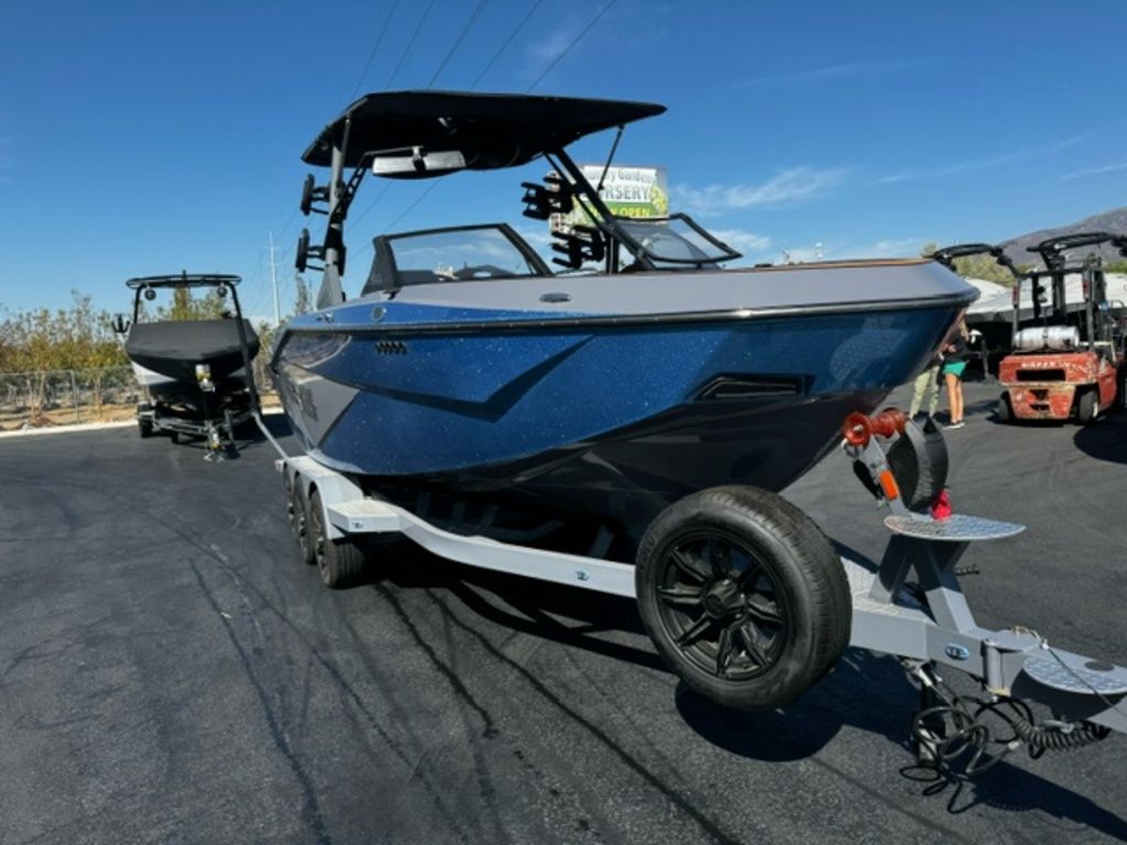 2024 Axis Wake Research T250