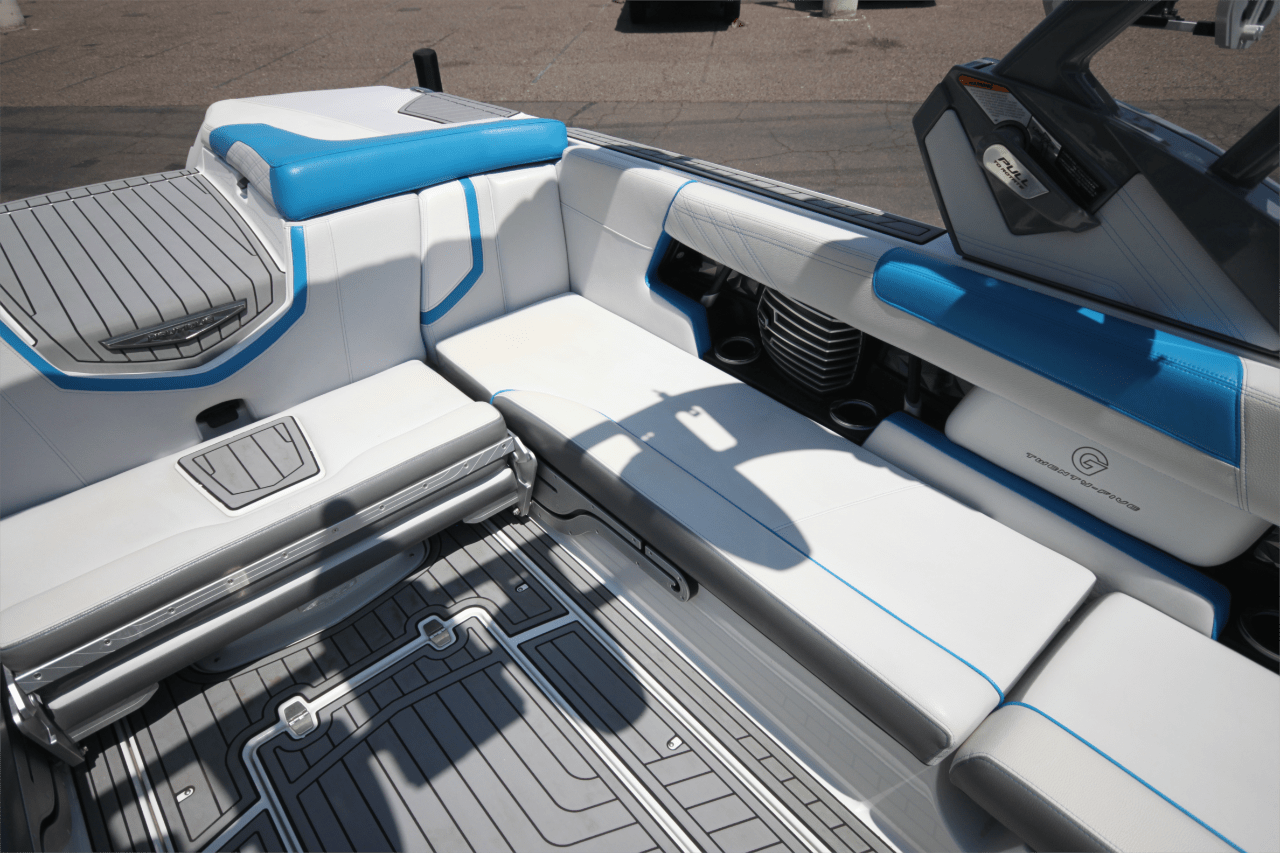 2017 Super Air Nautique G25 &#8211; Garage Kept Loaded with options