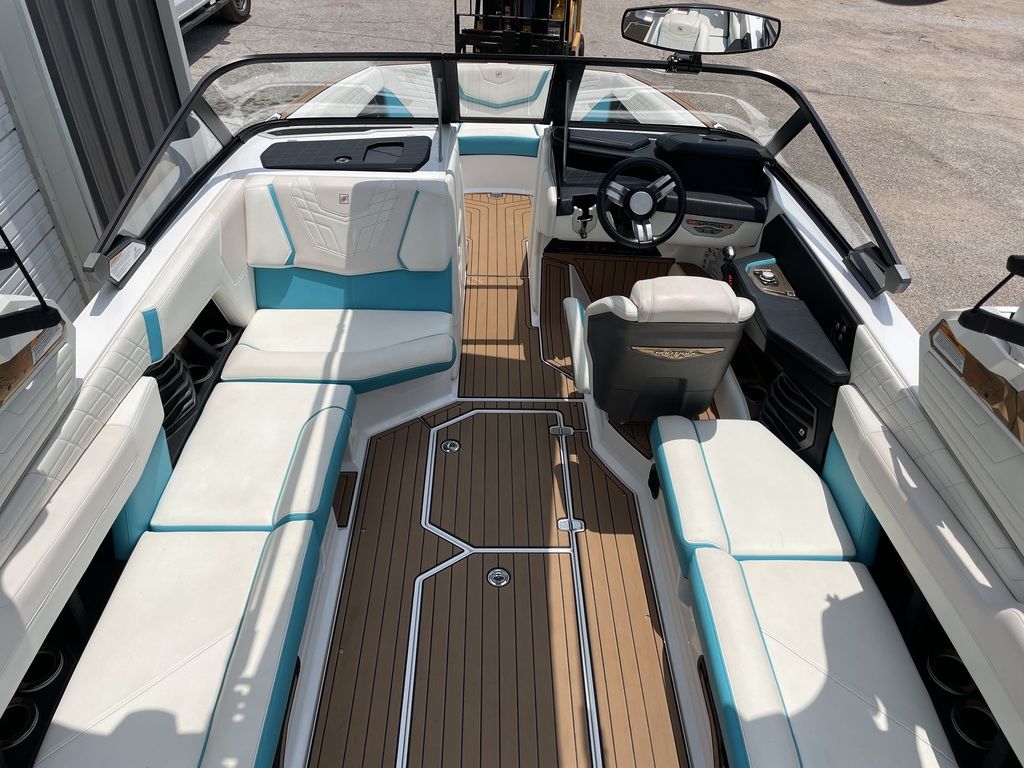 2021 Nautique Super Air Nautique G23