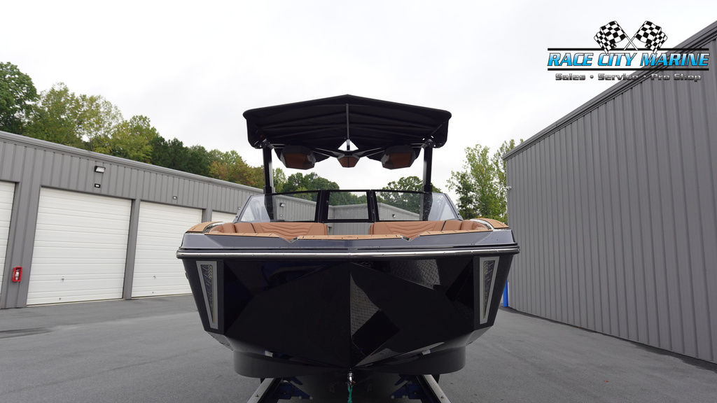 2025 Nautique G25