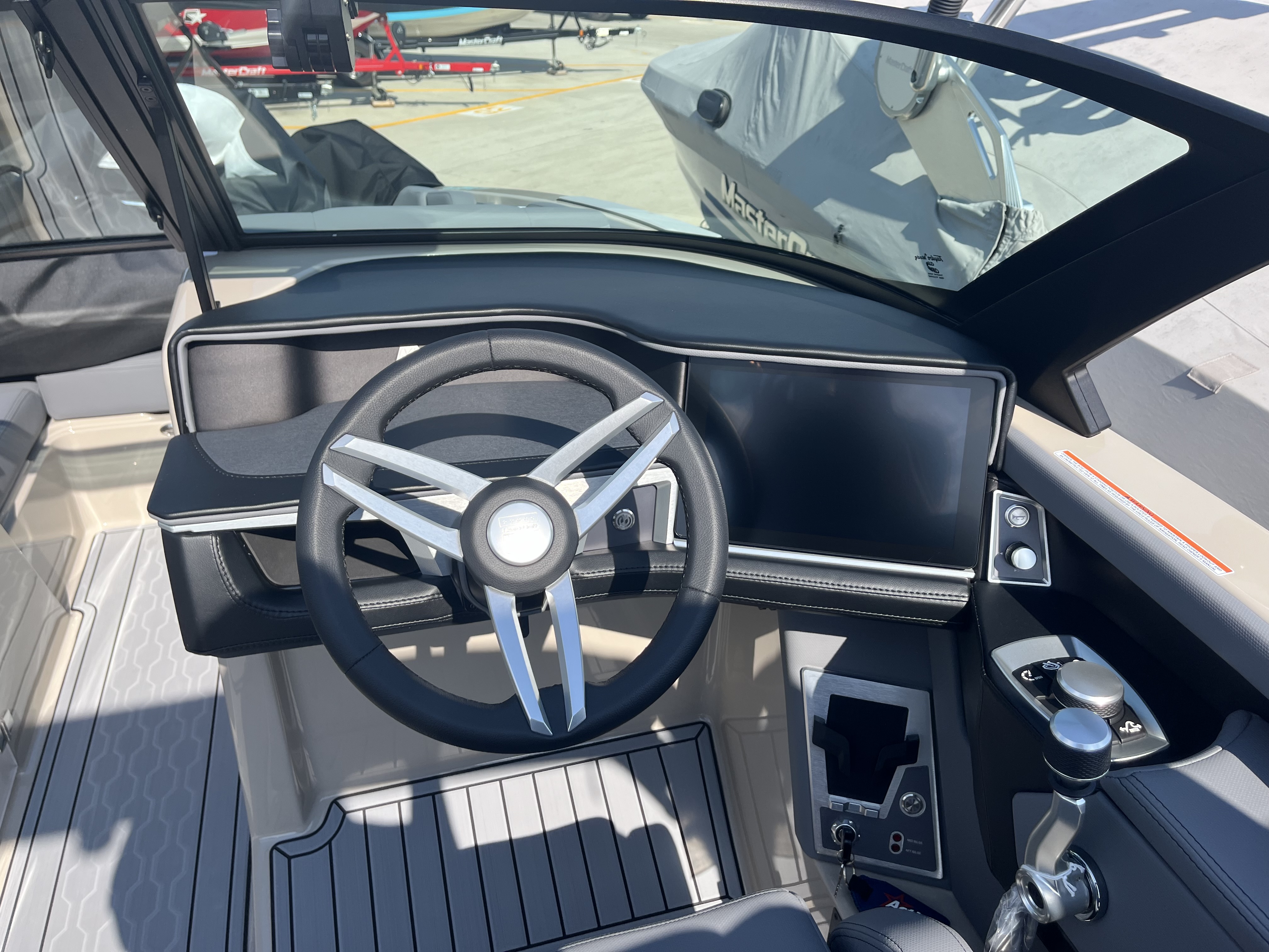 2025 MasterCraft XT20