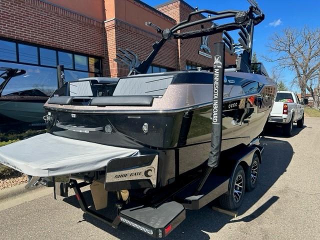 2024 Malibu Wakesetter M220 -W5346