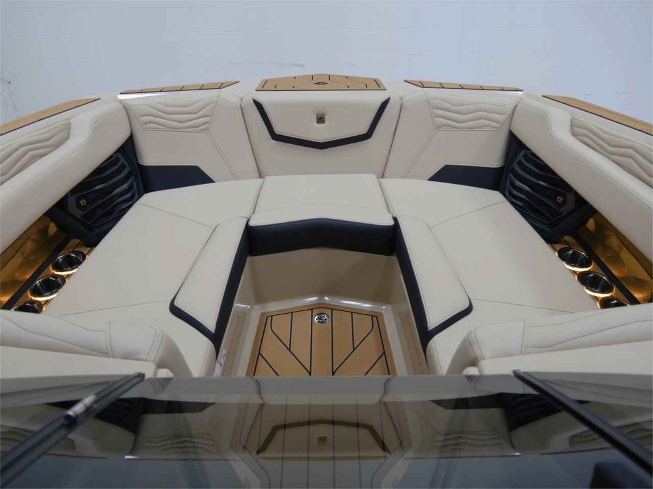 2025 Nautique G23 &#8211; Centennial Flake/Sahara