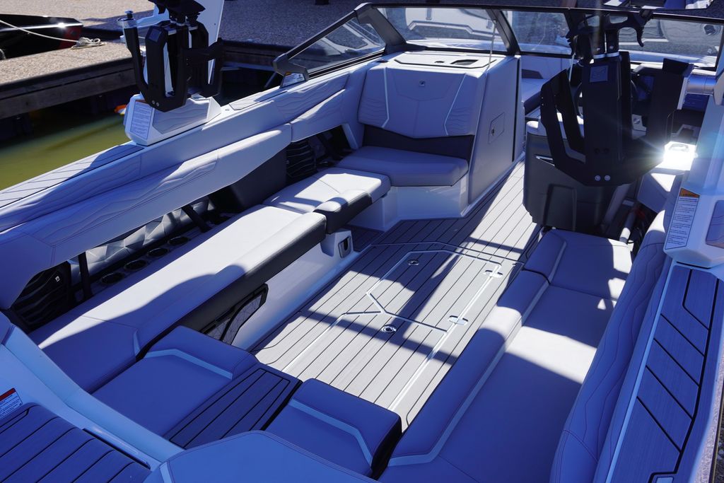 2025 Nautique Super Air Nautique G25