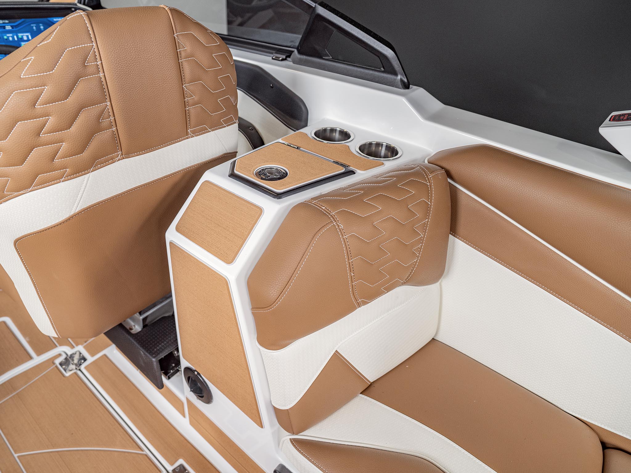 2025 Centurion Ri265 – All White Icon