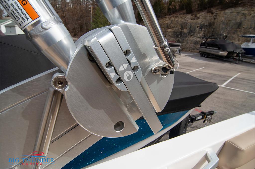 2024 MasterCraft XT24