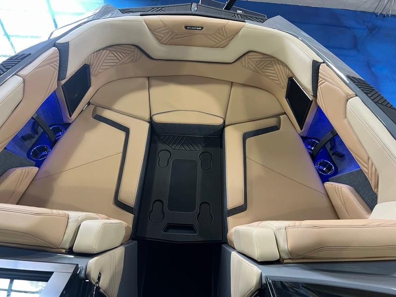 2024 MasterCraft XStar 23