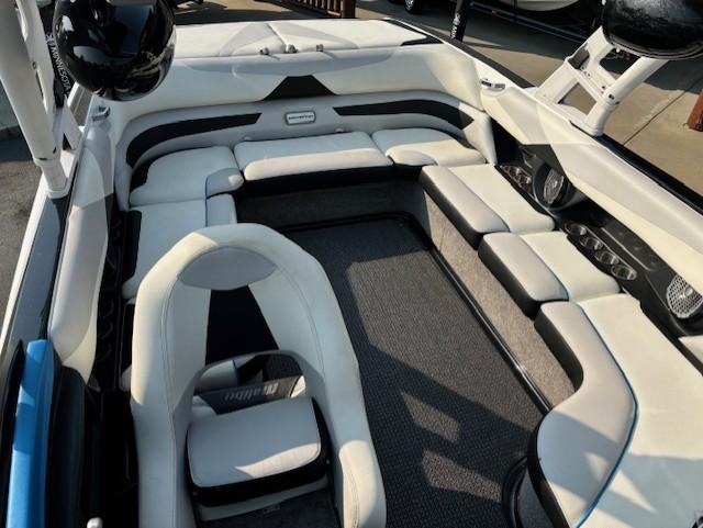 2016 Malibu 23 LSV – S7860