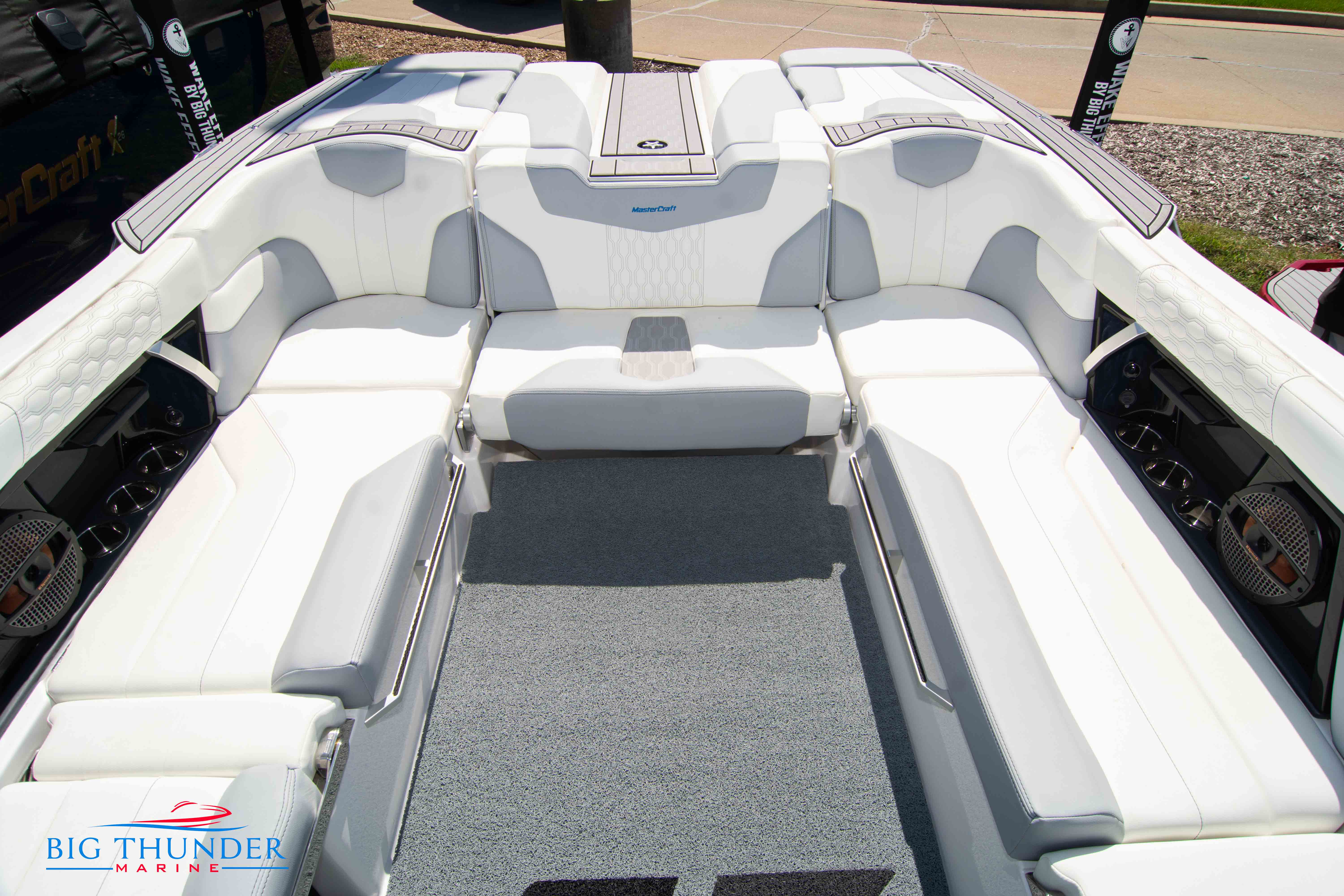 2023 Mastercraft XT24