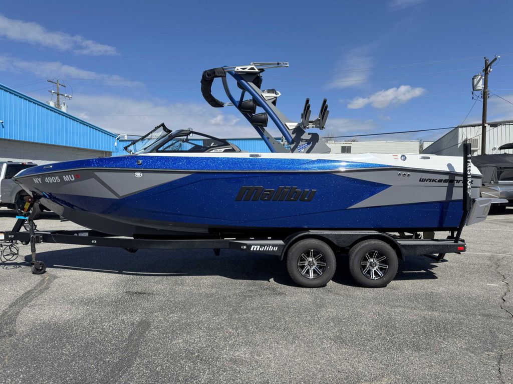 2024 Malibu Boats Wakesetter 23 LSV
