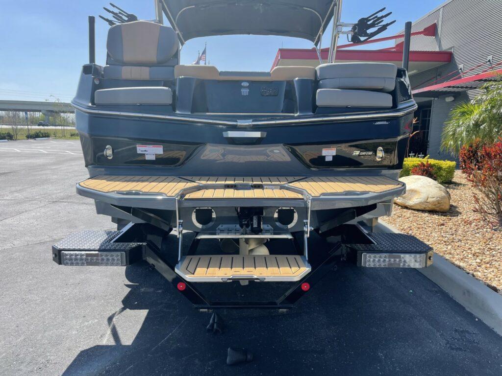 2023 MasterCraft XT23