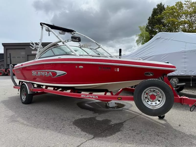 boat.Title