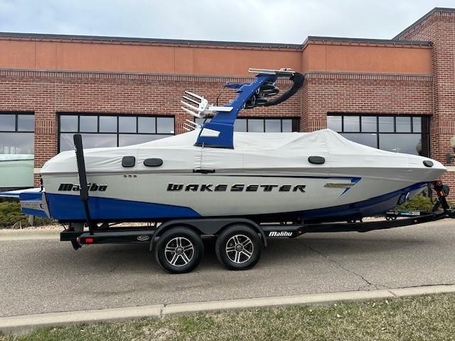 2015 Malibu 23 LSV -S5445