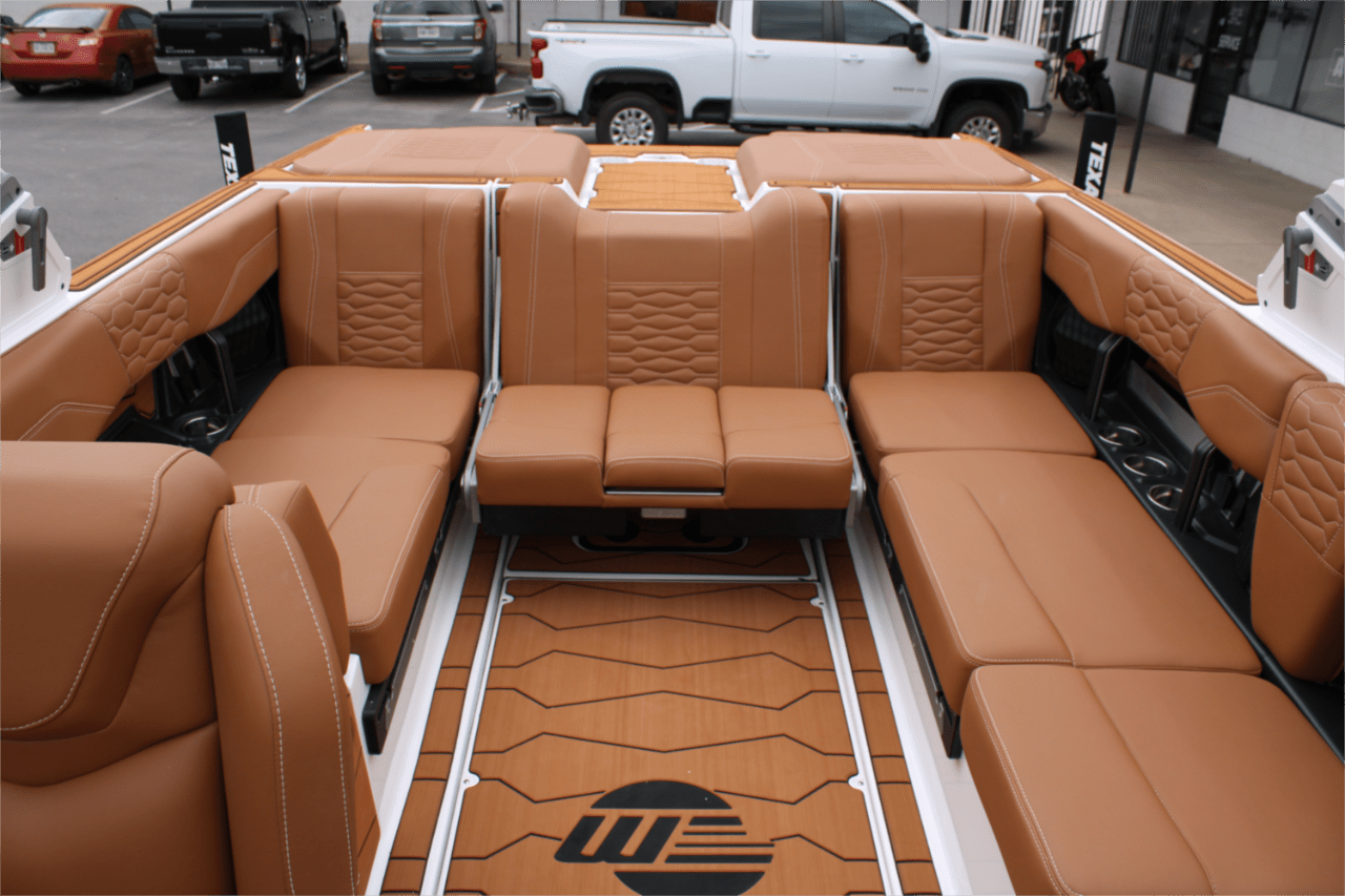 2025 Malibu 24 MXZ