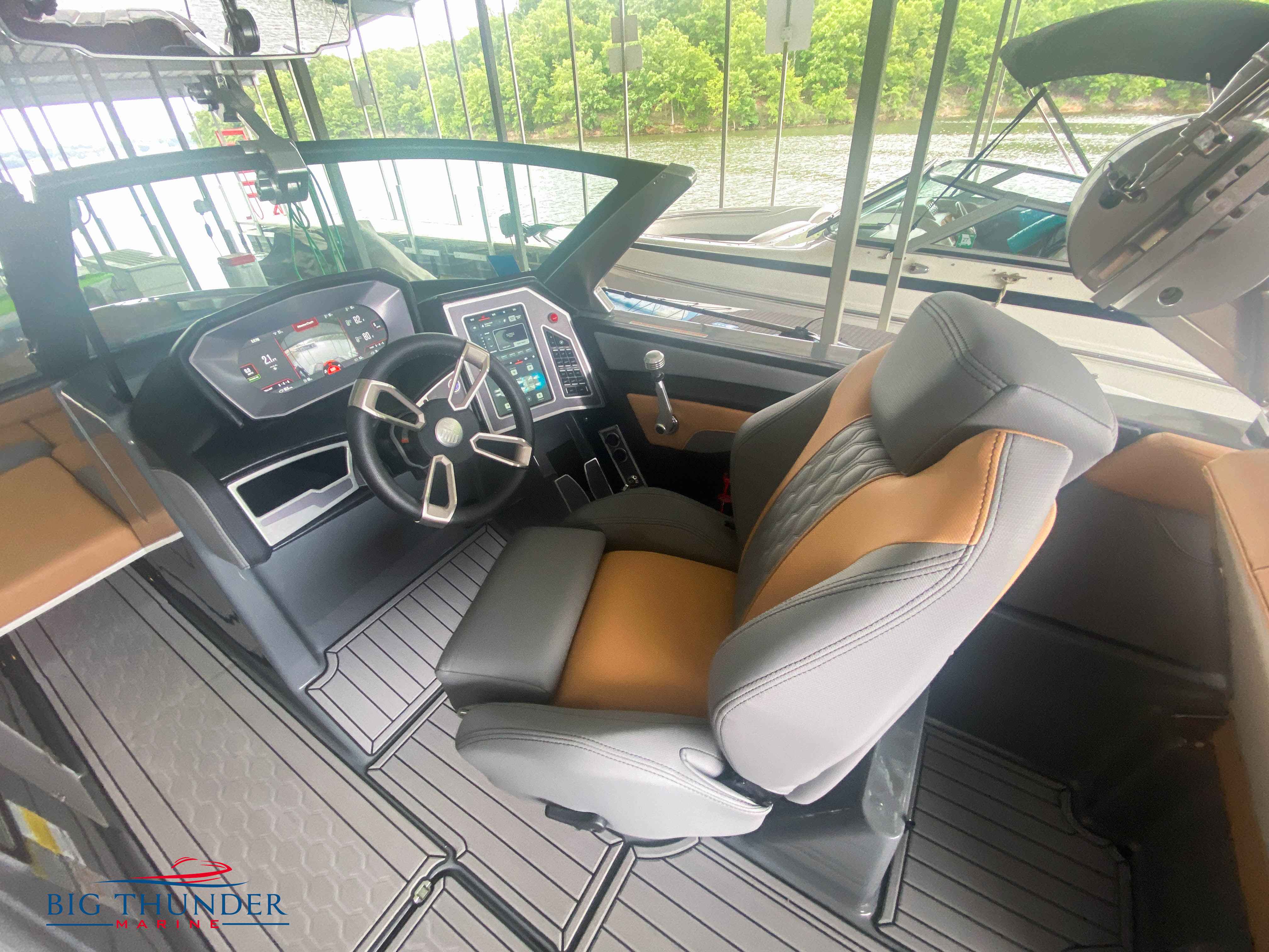 2022 Mastercraft XT24