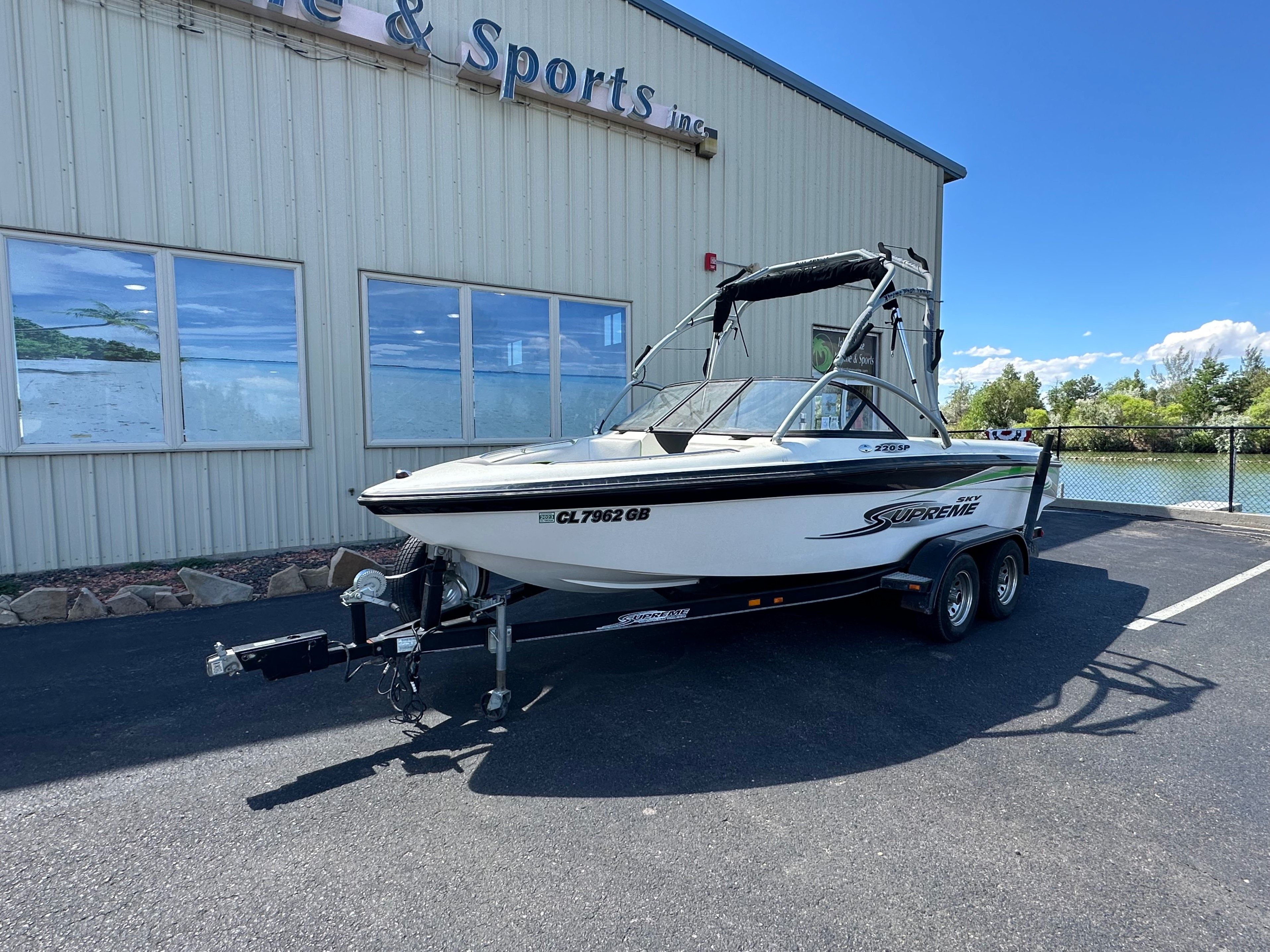 2003 Supreme 220 SP