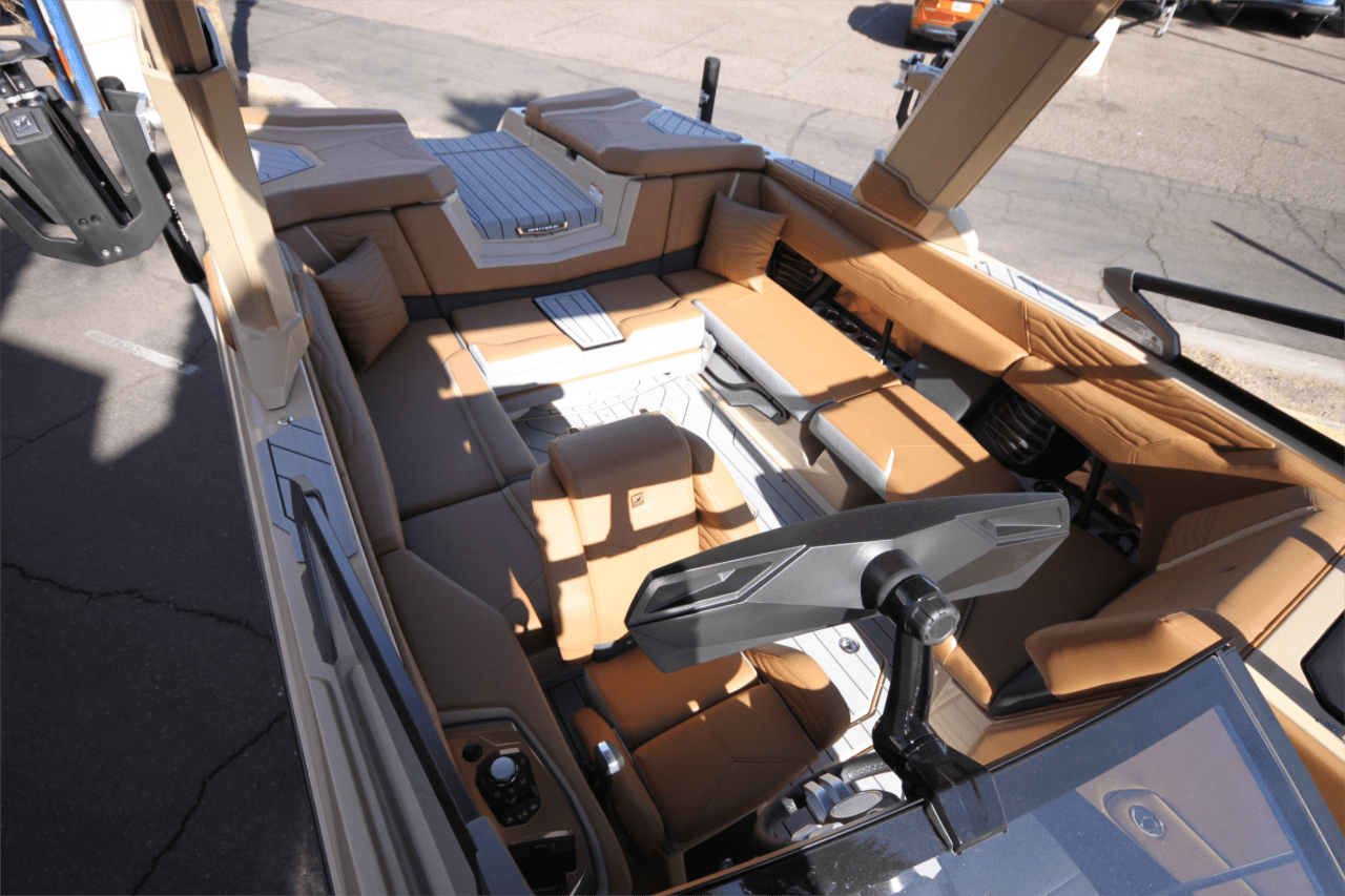 2025 Super Air Nautique G23 &#8211; Centennial Edition