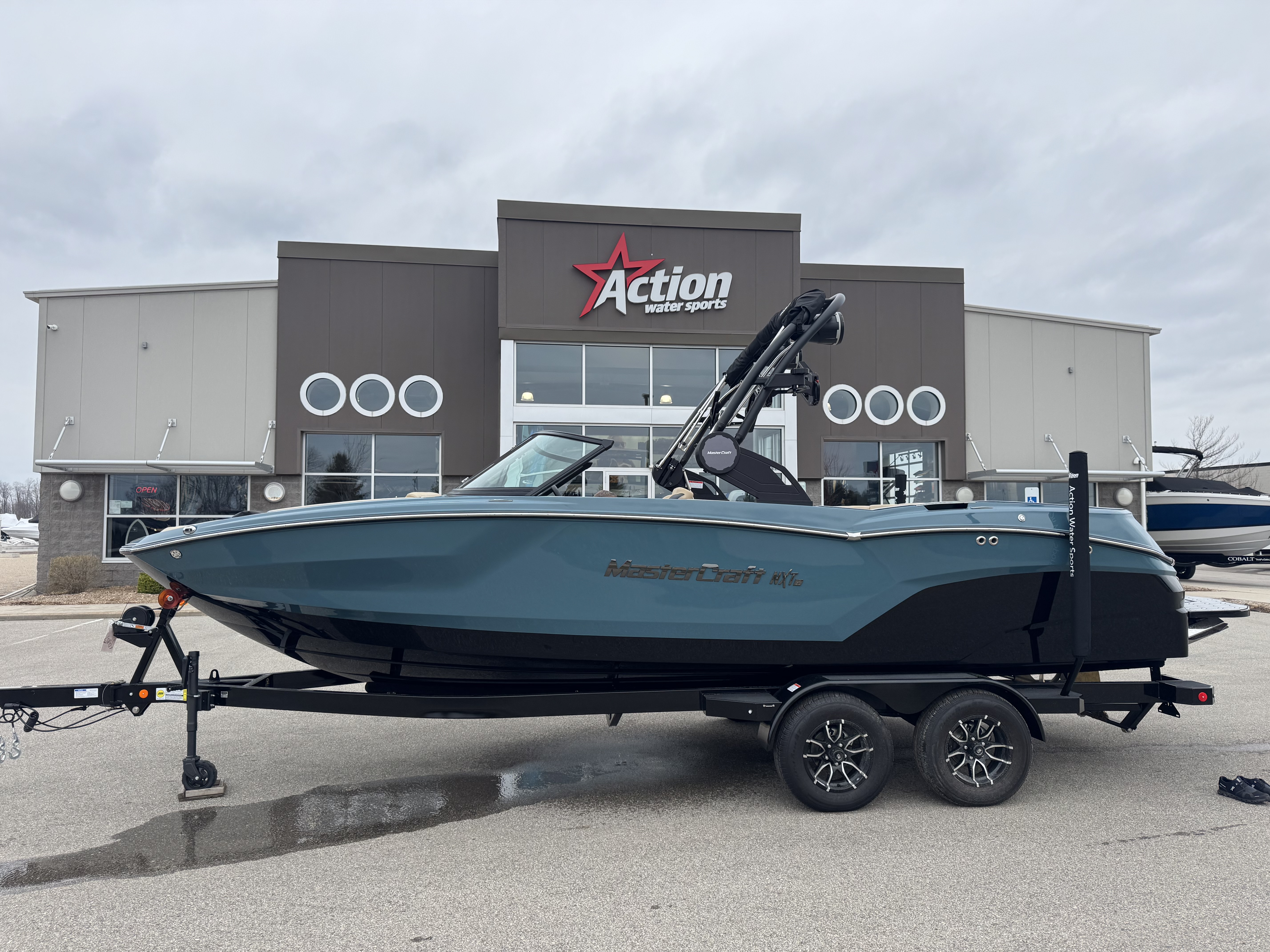 boat.Title