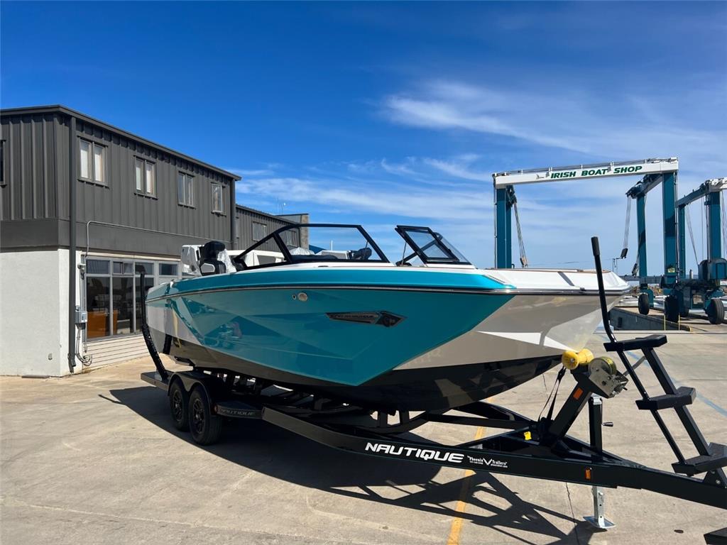 2023 Nautique G25