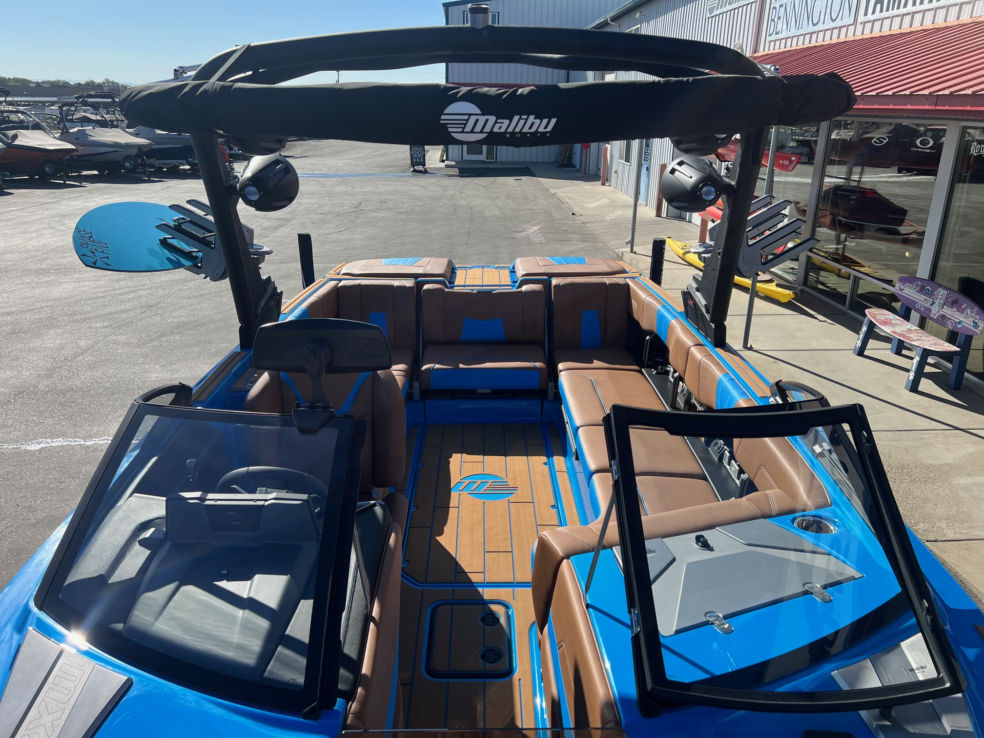 2024 Malibu Boats 24 MXZ