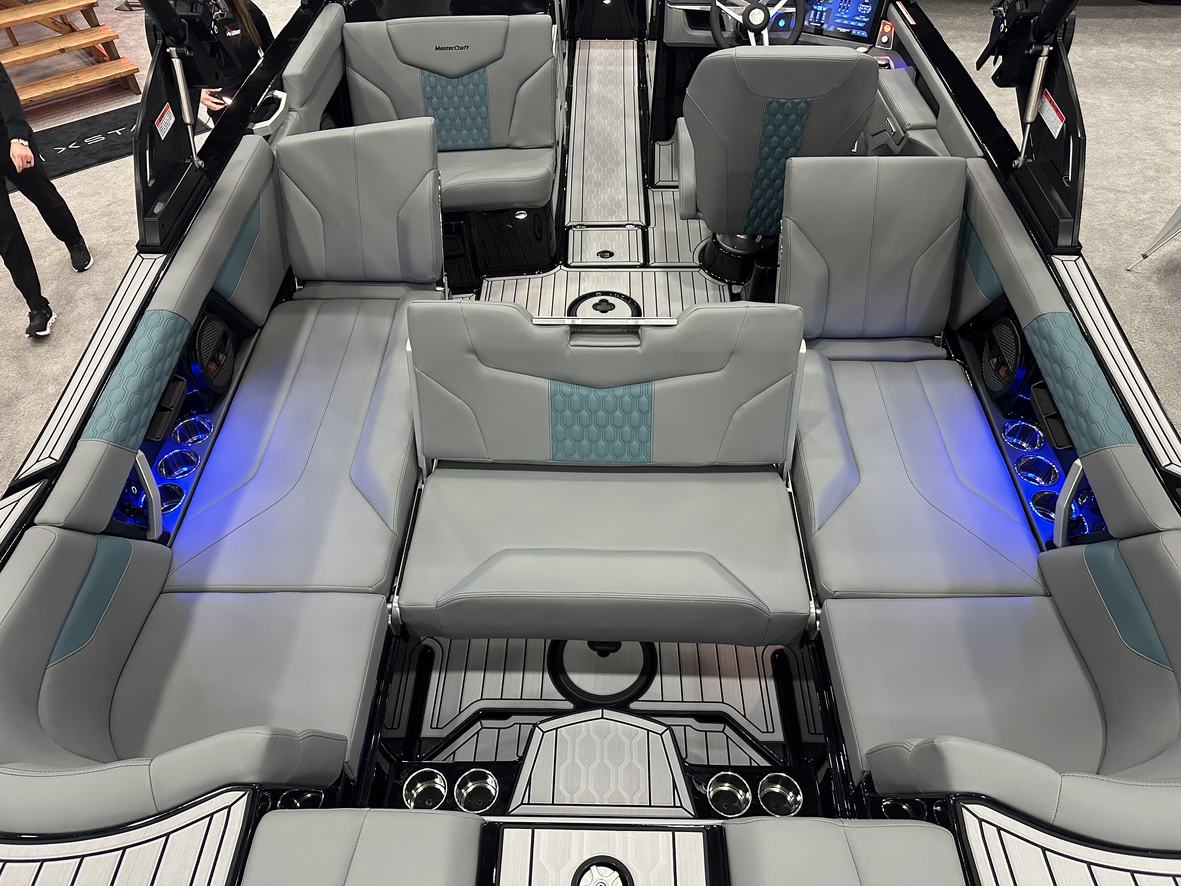 2025 MasterCraft XT24