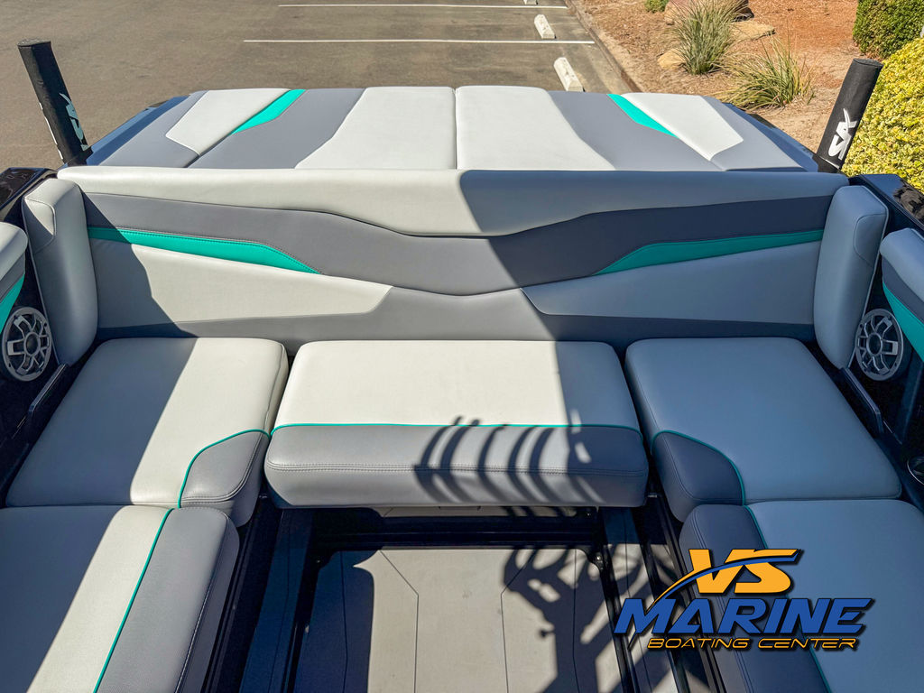 2023 Axis Wake Research T220