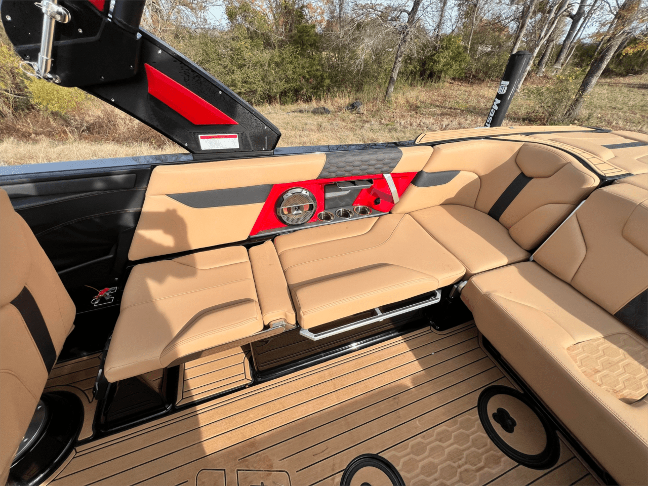 2022 MasterCraft XT24