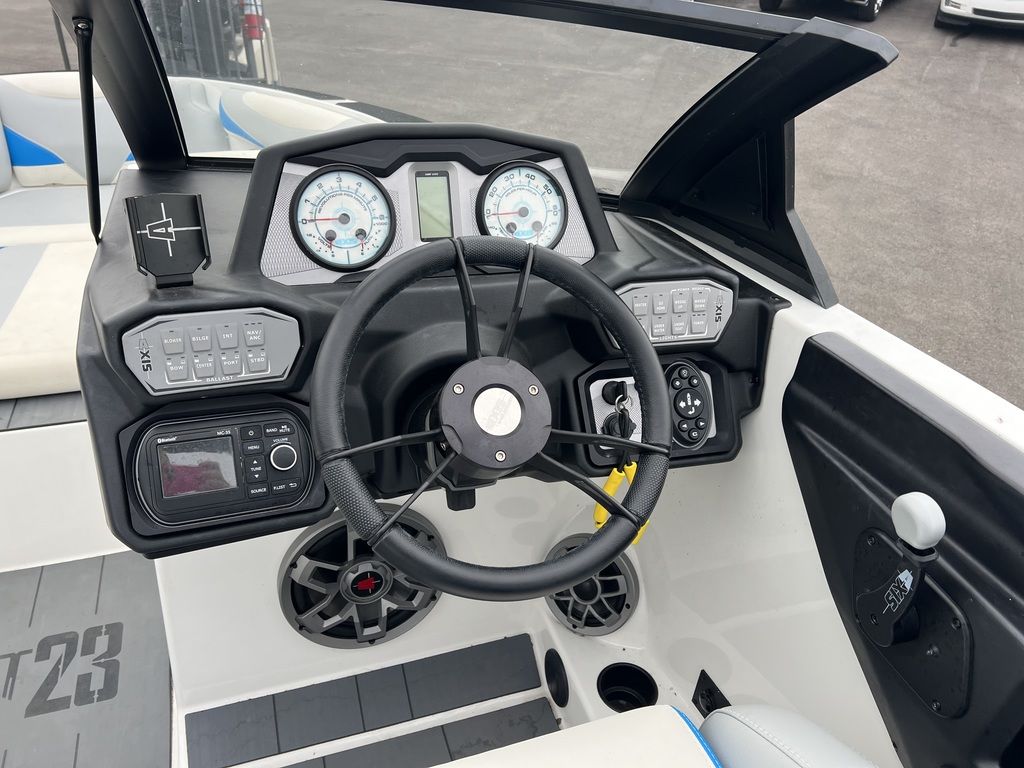 2021 Axis Wake Research T23