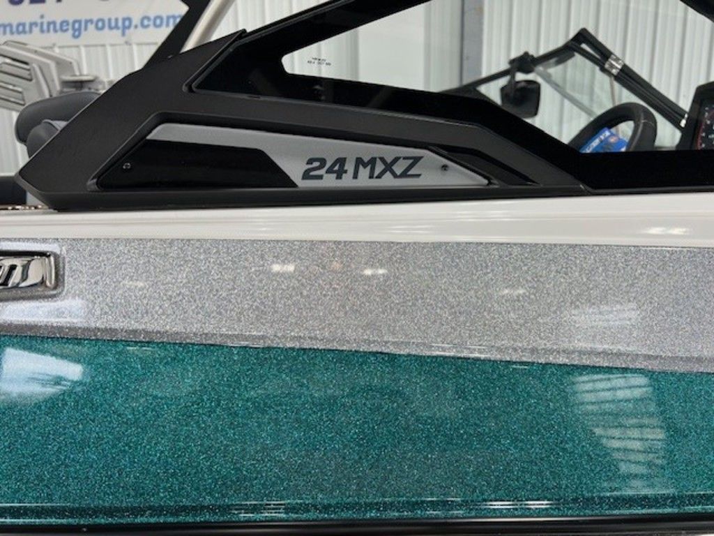 2024 Malibu Boats 24 MXZ