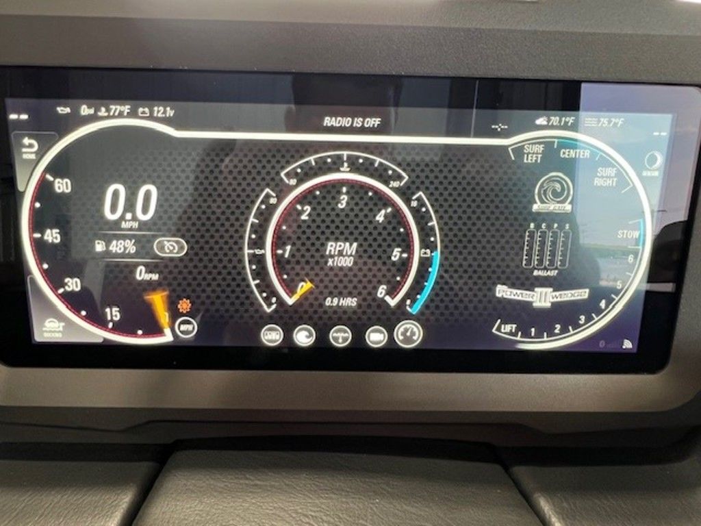 2024 Malibu Boats 21 LX