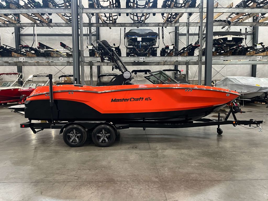 boat.Title