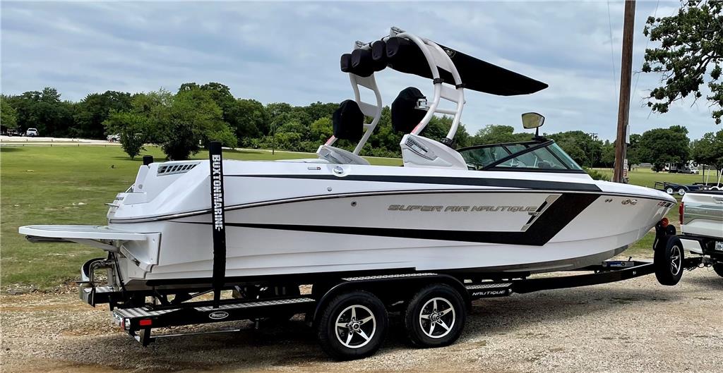 Super Clean 2014 Super Air Nautique 230 Icon