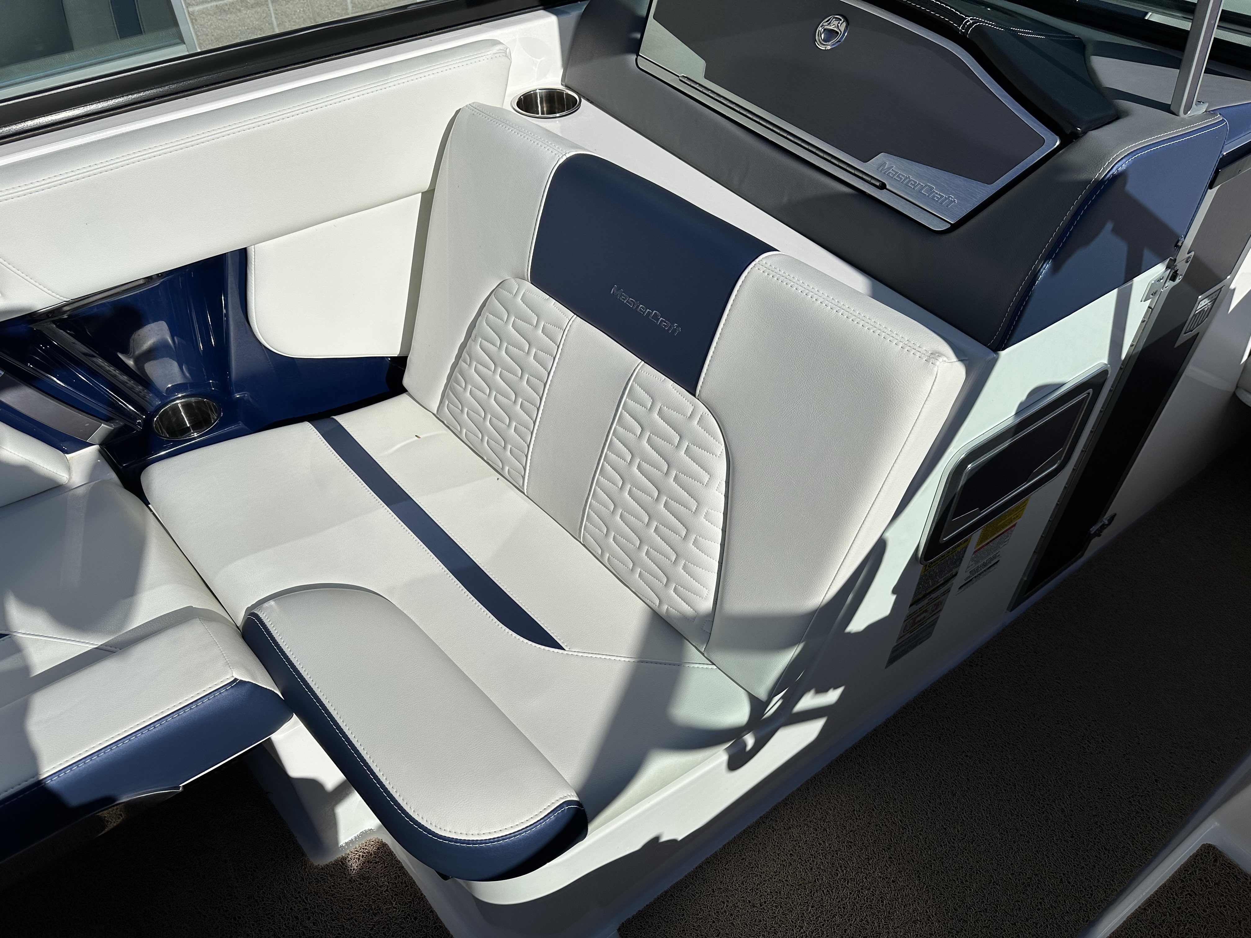 2021 MasterCraft X24
