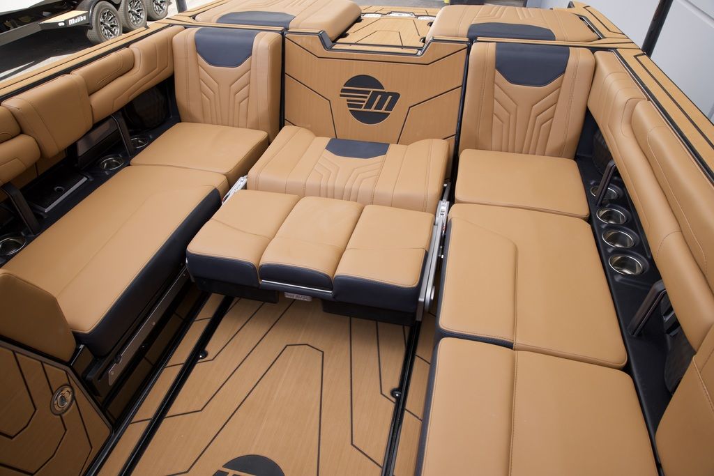 2025 Malibu Boats 25 LSV