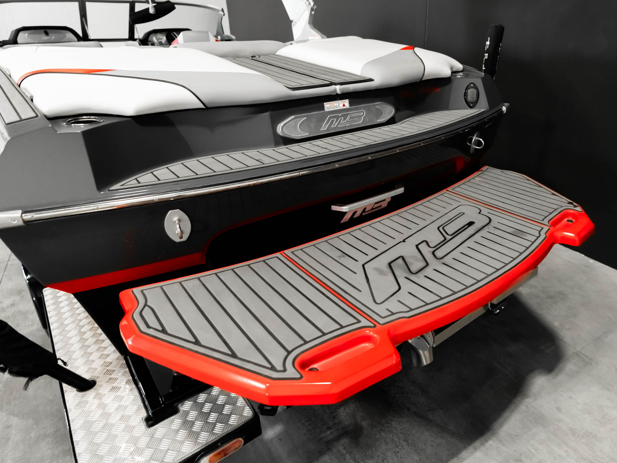 2019 MB B52
