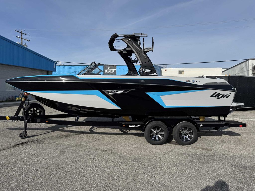 2025 Tige 22RZX