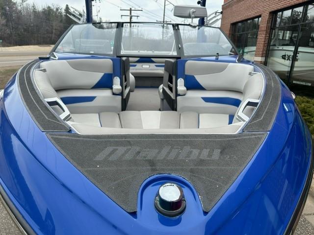 2015 Malibu 23 LSV -S5445 Icon