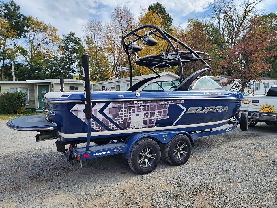 2012 Supra Launch 21 with Boatmate Trailer Icon