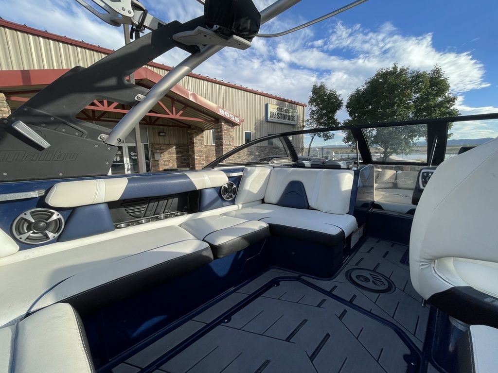 2017 Malibu Boats 21 VLX