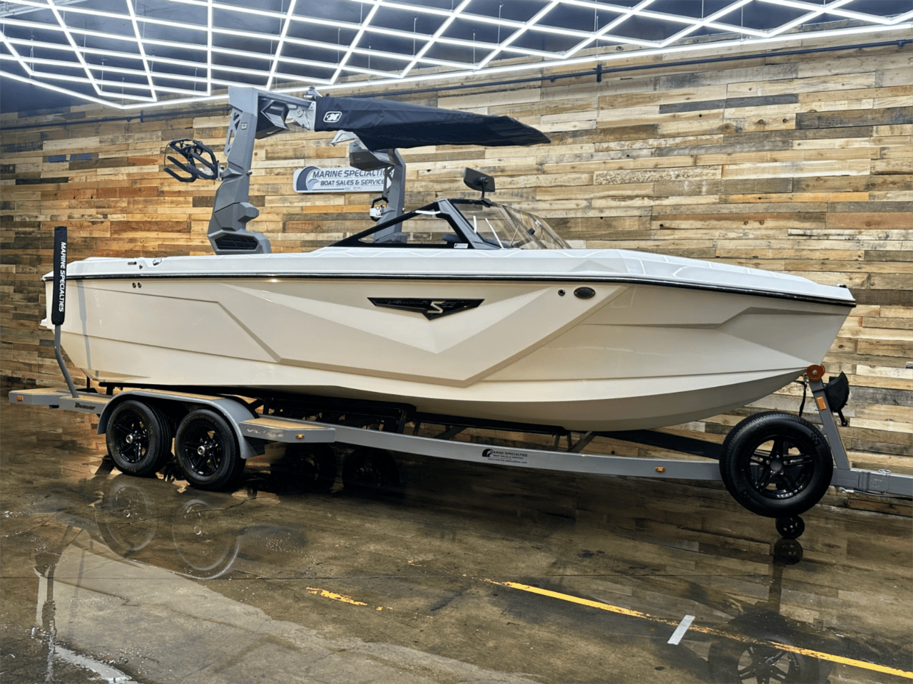 boat.Title