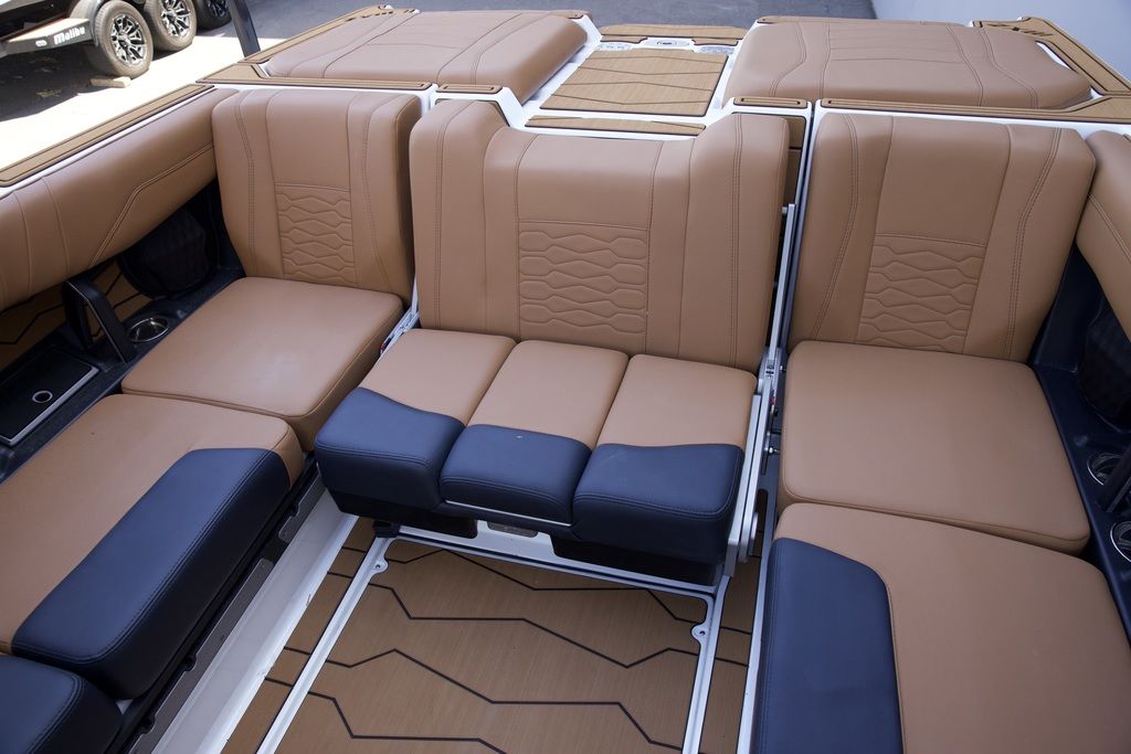 2025 Malibu Boats 23 MXZ