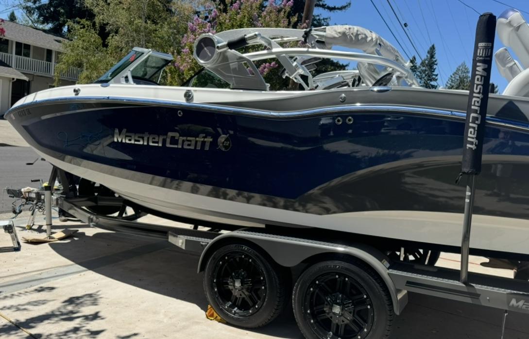 Mastercraft X-22