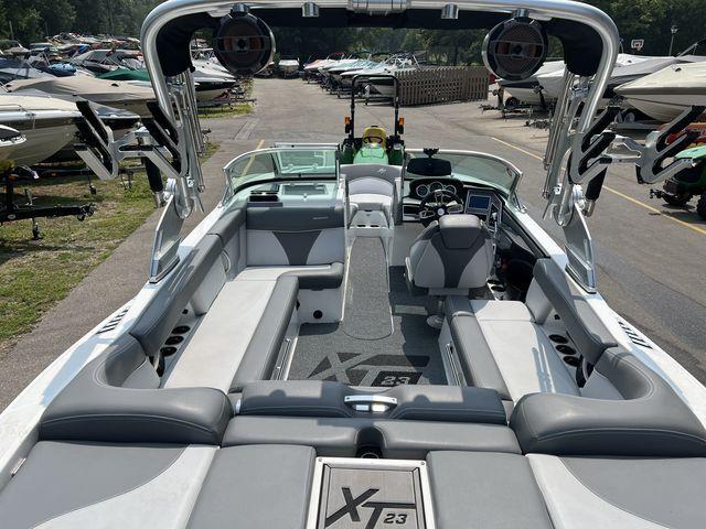 2019 Mastercraft XT-23 | 209860
