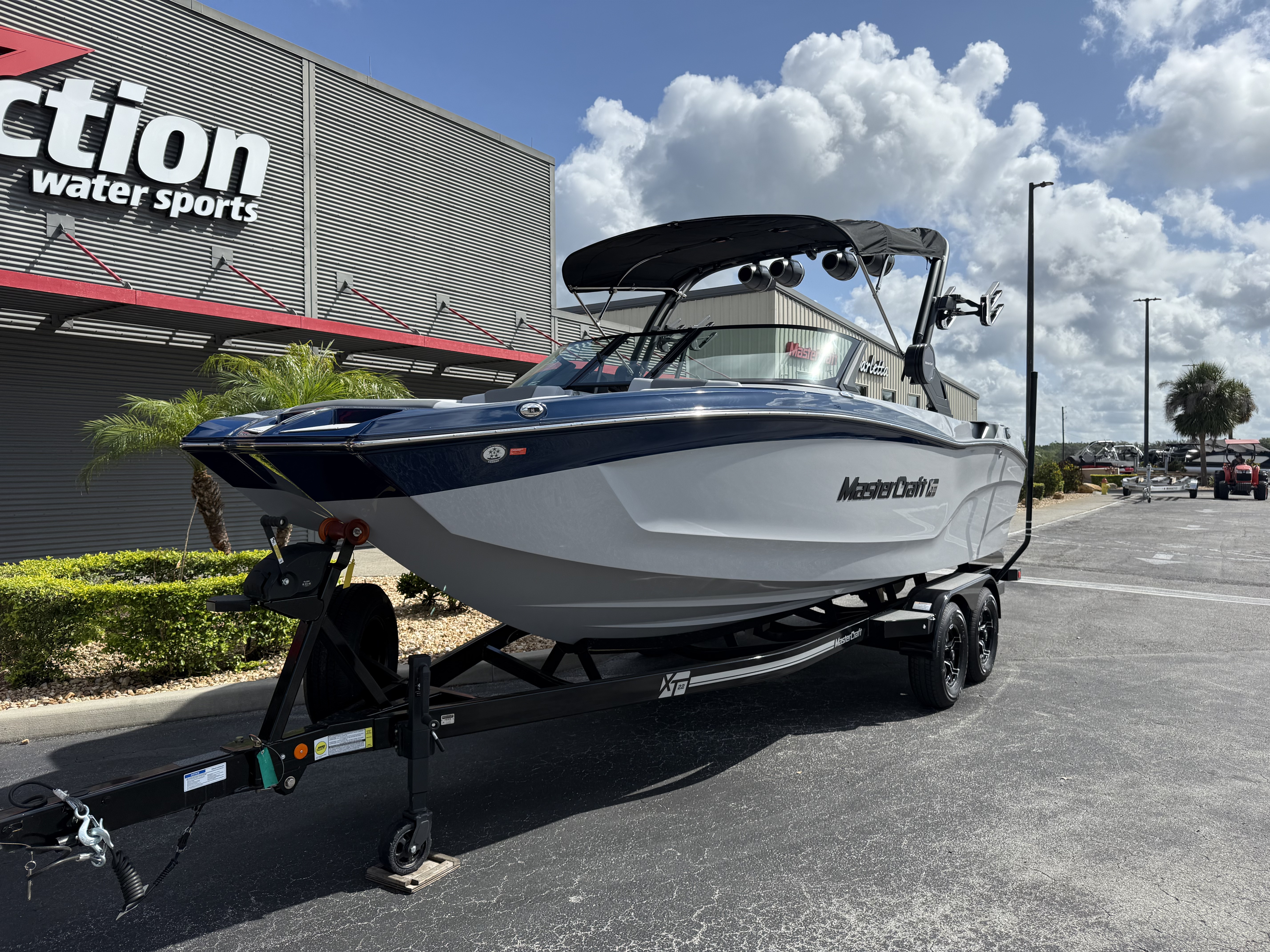 2024 MasterCraft XT22