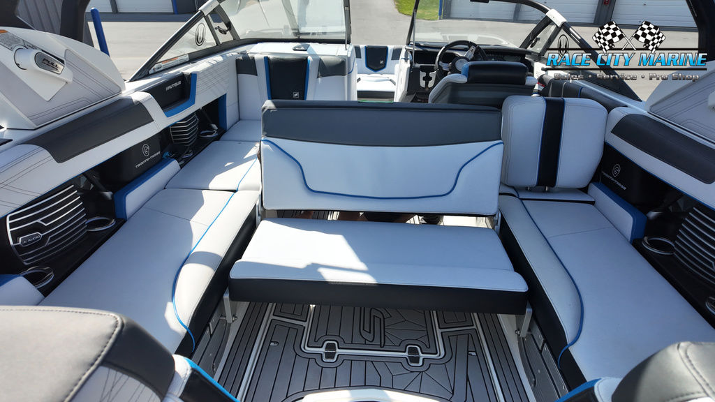 2018 Nautique G23