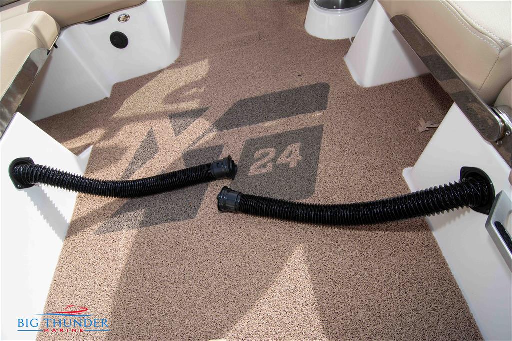 2024 MasterCraft XT24