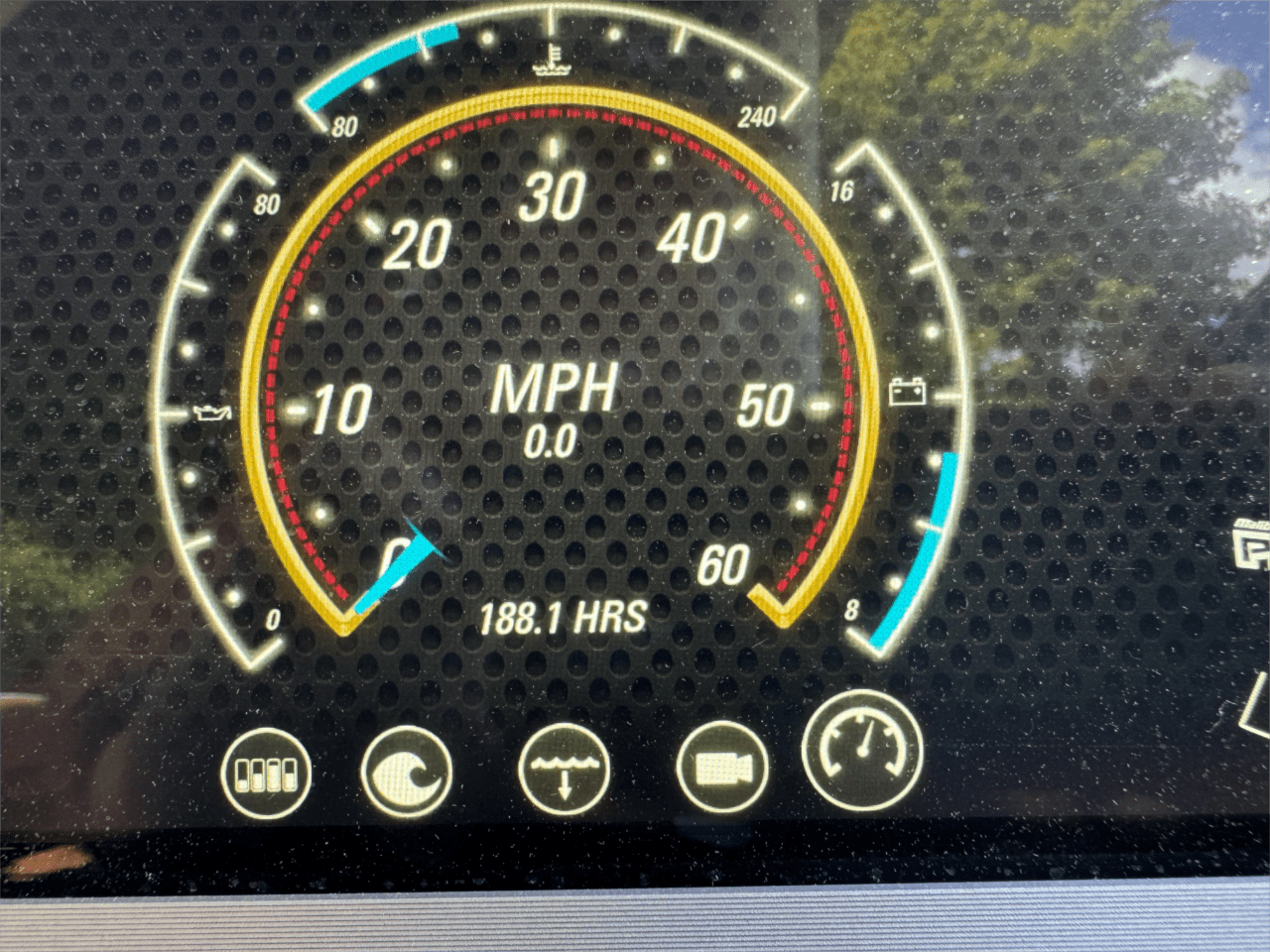 Malibu M240 &amp; Trailer – ONE Owner – LOW HOURS -Full Transferable Factory Warranty