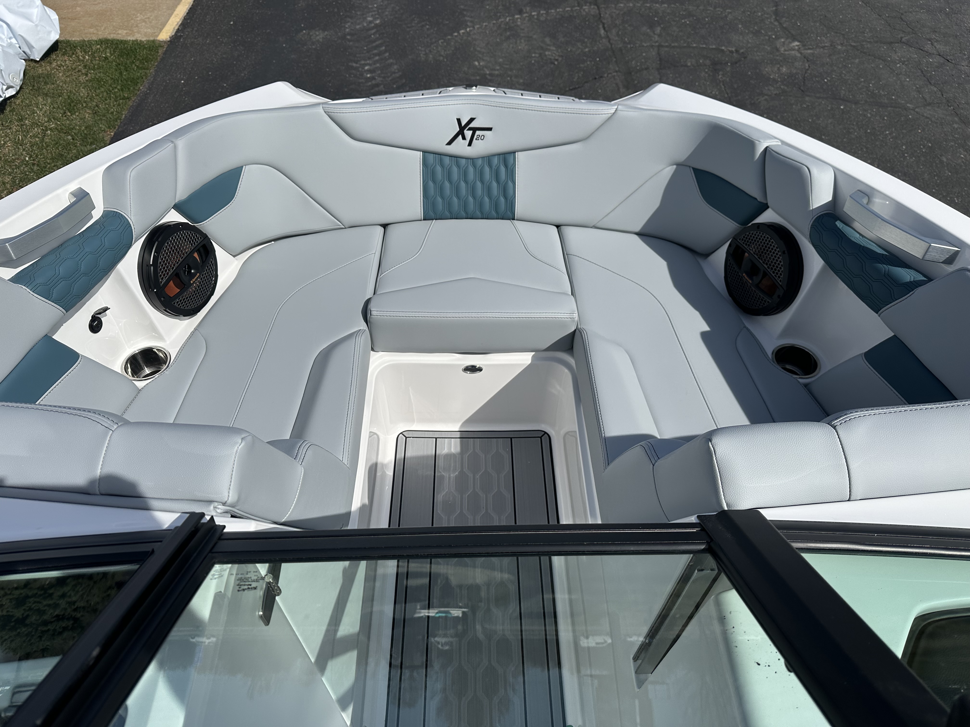 2025 MasterCraft XT20