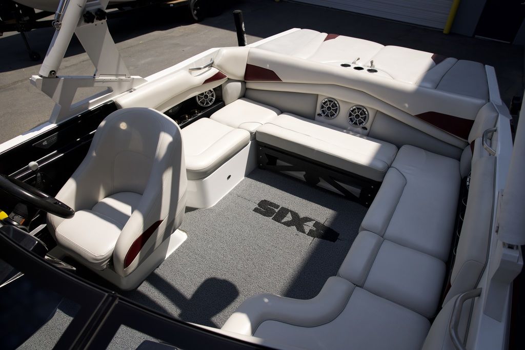 2018 Axis Wake Research A22