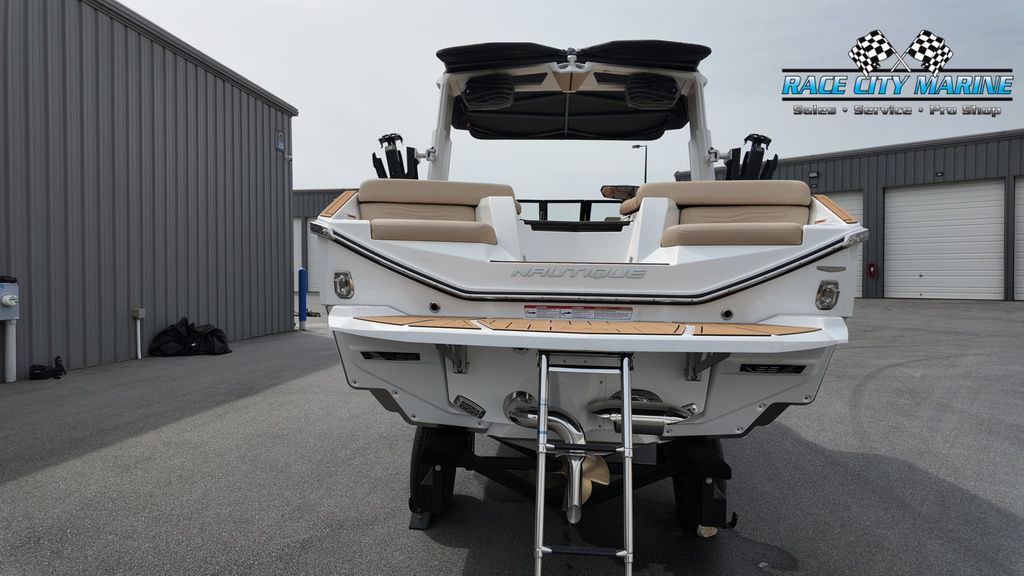 2025 Nautique G23